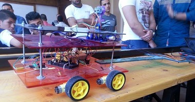 طلاب الكلية التكنولوجية يبتكرون جهازا للكشف عن المعادن فى باطن الأرض
