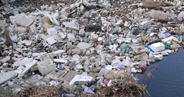 صحافة المواطن: انتشار القمامة والقاذورات بكوبرى القنابرة بسوهاج