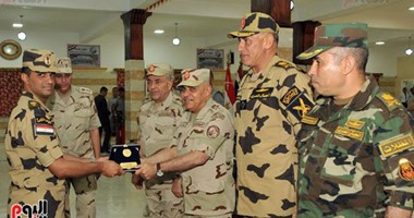 وزير الدفاع: رجالنا يعملون بأقصى درجات اليقظة لتأمين حدود الدولة