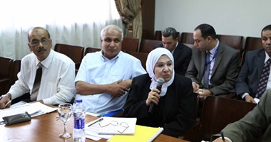 ممثل رئيس نقابة النقل العام أمام البرلمان يصف نفسه والعمال بـ"الصراصير"