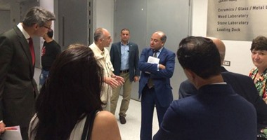 بالصور.. مدير البنك الدولى الأوروبى يتفقد المتحف الكبير