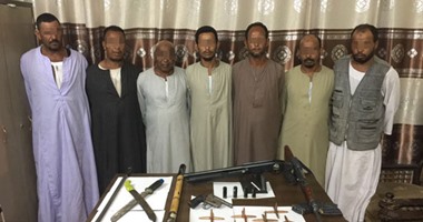 ضبط تشكيل عصابى يمارس البلطجة على الأراضى الزراعية بنصر النوبة فى أسوان
