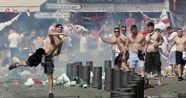 يورو 2016.. فرنسا تنوى ترحيل 50 شخصا من جماهير روسيا