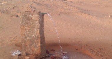 إهدار مياه الشرب فى "صحراء الخارجة" بالوادى الجديد