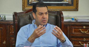 وقف مدير مدرسة بأسيوط عن العمل بعد مصرع طالب سقطت عليه عارضة
