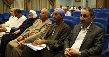 النائب إيهاب غطاطى: وحدات الطب البيطرى "حمامات عامة"