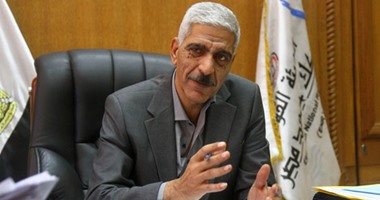 رئيس هيئة السكك الحديد يطالب بتوخى الحذر واتباع التعليمات الخاصة بعبور المزلقانات
