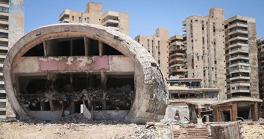 "السوس ينخر خشبة المسرح".. السلام والبالون فى "غيبوبة".. و"الفردوس" مغلق منذ رحيل محمد صبحى عنه.. و"عاوز مسرح" حملة تنادى بالتطوير.. ورئيس البيت الفنى: أسعى للتعاون مع القطاع الخاص