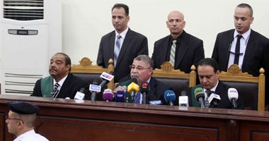 بالصور.. دفاع المتهمة 24 بـ"اغتيال النائب العام" يطالب بإخلاء سبيلها لكونها "أم لطفلين" 
