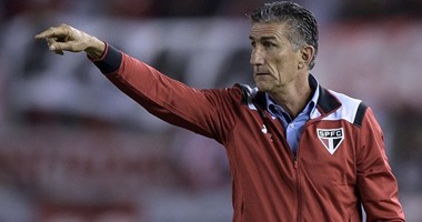 البرازيل يقيل دونجا.. ومدرب أرجنتينى أقرب البدائل