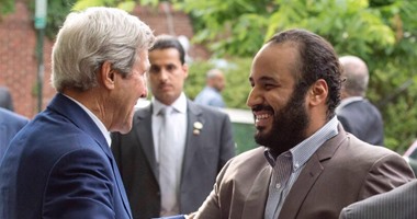 الأمير محمد بن سلمان يظهر فى نيويورك مرتديا "بذلة"