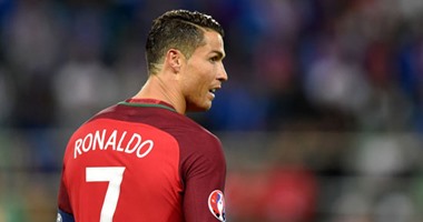 يورو 2016.. رونالدو يتضامن مع طفل مريض بالسرطان
