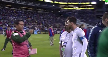كوبا أمريكا 2016.. "جنون ميسي" يُصيب مدرب بوليفيا ومشجعة مكسيكية