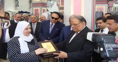 رئيس القابضة للسياحة تفتتح فرعين لشركة هانو بتكلفة 9 ملايين جنيه