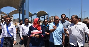 بالصور.. محافظ البحيرة يتفقد المشروعات الجديدة فى مركز رشيد
