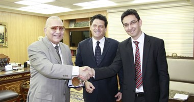 وزيـر العـدل يناقش مع ممثل اليونيسيف بمصر قانون الطفل ومراعاته للقواعد العالمية