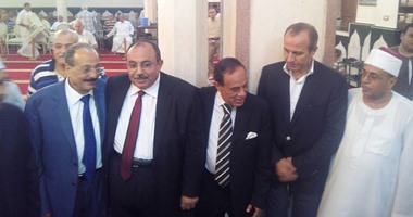 بالصور.. محافظ الإسكندرية يفتتح مسجد العطارين بعد تطويره