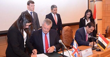 توقيع 3 عقود تعاون فى مجال أمن المطارات بين "فالكون" و"ريستراتا" العالمية
