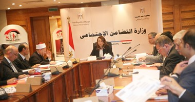 وزيرة التضامن ترأس اجتماع مجلس إدارة بنك ناصر الإجتماعى لمناقشة تطويره