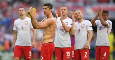 يورو 2016.. بولندا تحسم التأهل وتواجه سويسرا فى دور الـ16