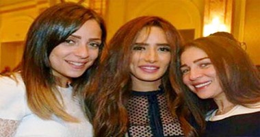 بالصور.. نجوم الفن يحتفون بمشاركتهم بحفل إفطار "اليوم السابع" على إنستجرام.. زينة: "شكراً على الفطار الجميل اللى جمعنا كلنا".. وصلة حب وحفاوة بين مى عز الدين وريم البارودى.. ورسالة شكر لـ"خالد صلاح"