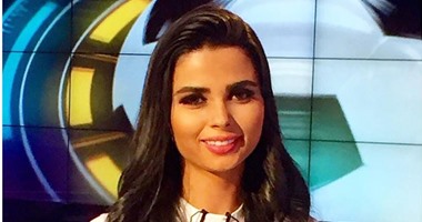 مذيعة النهار تحتفل بعيد ميلاد المعلم حسن شحاتة على طريقتها الخاصة