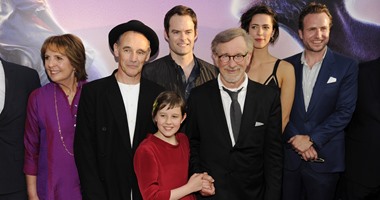 بالصور.. أبطال فيلم العمالقة "The BFG" يتألقون فى العرض الخاص بلوس أنجلوس