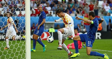 يورو 2016.. كرواتيا تروض الماتادور الإسبانى وتخطف صدارة المجموعة الرابعة.. ألمانيا تتصدر المجموعة الثالثة بفارق هدف عن بولندا.. وأيرلندا الشمالية تحقق المفاجأة وتصعد للدور التالى