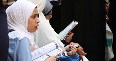 تداول إجابات النحو للثانوية الأزهرية "دور ثان" على "فيس بوك"