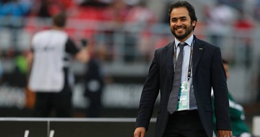 الكاف يسلم تصريحات حضور الصحفيين والمصورين مباراة الأهلى والترجى