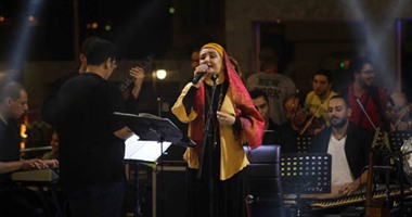 عايدة الأيوبى فى خيمة ليالى الحسين التجمع