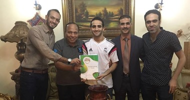 عماد سليمان يطالب بإنهاء أزمة "عمورى" وقيده 