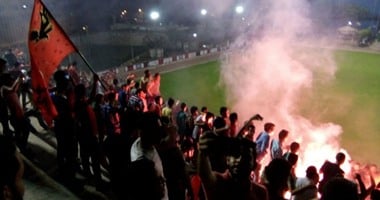 النيابة تستكمل التحقيقات مع أعضاء ألتراس أهلاوى المتهمين بالشغب
