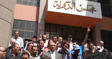 بالصور.. خالد على يصل مجلس الدولة لحضور أولى جلسات الطعن على حكم "تيران وصنافير"