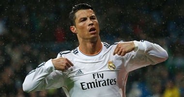 بالفيديو.. رونالدو ينضم لمعسكر ريال مدريد بعد قطع إجازته