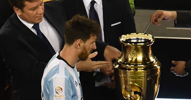 أخبار ميسي اليوم.. مش لوحدك يا نجم.. مارادونا وبيليه "فاشلين" فى الكوبا