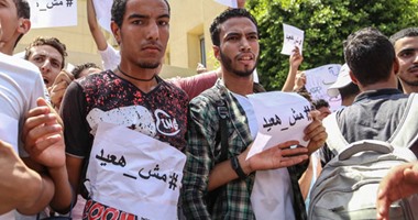 الأمن ينهى وقفة لطلاب الثانوية العامة من أمام مترو سعد زغلول استمرت دقائق