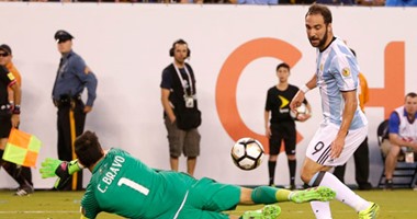 كوبا أمريكا 2016.. هيجواين ملك الأهداف الضائعة للتانجو فى النهائيات