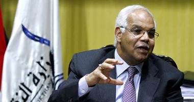 وزير النقل فى "مطب" البرلمان.. نائب يطالب الهيئة بتقنين"الكارتة" على سيارات النقل الثقيل :"العربية بتدفع 37 ألف جنيه".. "هلالى" يتقدم بطلب إحاطة بسبب طريق الموت.. ونائب: القناطر بلا جديد منذ عام 1934
