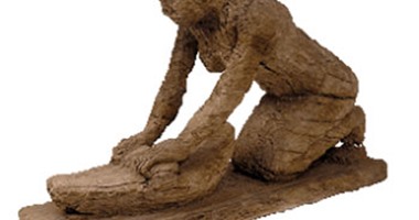 بالصور.. وجوه الفيوم وتمثال أميرة نوبية داخل المتحف الوطنى بأثينا