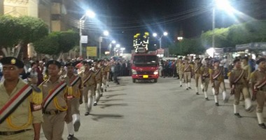 وصول جثمان الملازم أول محمد نجيب شهيد انفجار الهرم لمسقط رأسه بقرية طحلة