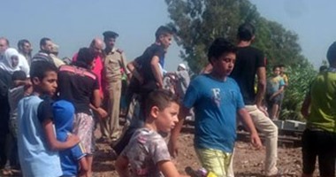 حرب المياه بالدقهلية.. أهالى قرية المرساه بدكرنس يعتدون على قوات الأمن ويحتجزون ملازم أول إحتجاجا على توصيل خط مياه لقرية مجاورة من شبكة قريتهم.. والداخلية تلقى القبض على 20 شخصا
