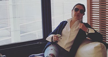 الفنانات على"إنستجرام" كل ما تكبر تحلى