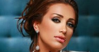 أفكار مكياج لأصحاب البشرة البرونزية من وحى النجمة مايا دياب