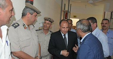 محافظ البحيرة يتفقد وحدة المرور الجديدة بمركز بدر