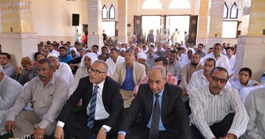  سكرتير عام الإسماعيلية يفتتح مسجد "بر الوالدين" بالقصاصين