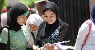 لطلاب الثانوية.. اعرفوا عقوبة الغش فى الامتحانات و"حيازة التليفون" داخل اللجنة