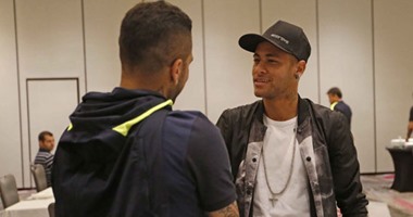 أخبار نيمار اليوم.. نجم برشلونة يزور معسكر البرازيل فى كوبا أمريكا