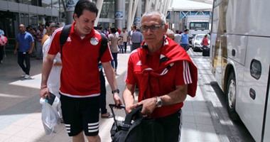 بعثة المنتخب الوطنى تصل مطار القاهرة قادمة من روسيا 