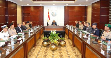 بدء اجتماع مجلس الدفاع الوطنى برئاسة الرئيس السيسي